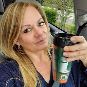 Meet your Posher, Adrianna